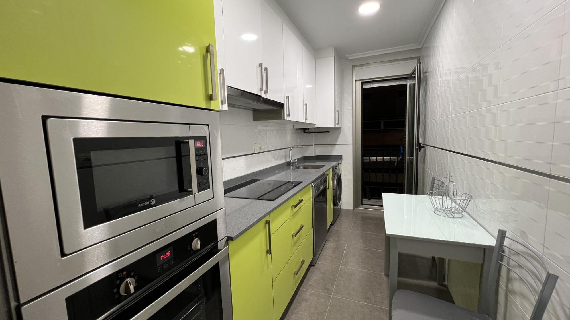Apartamento En El Centro De Santona Santoña Exterior foto